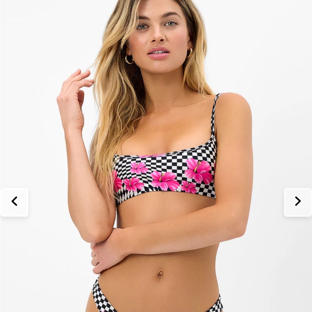 Frankie’s Bikinis Bralette Bikini Top